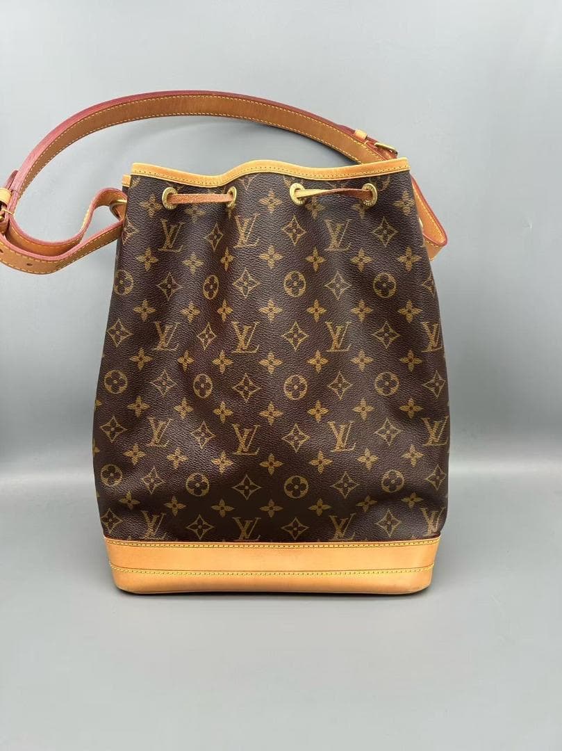 エ ショルダーバッグ モノグラム 巾着型~~