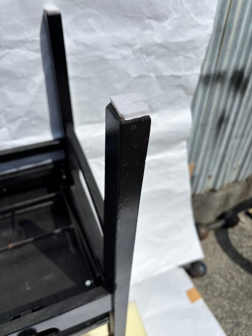 きれい背もたれ付ピアノ椅子　可愛いピンク座面足部フェルト付き　春色