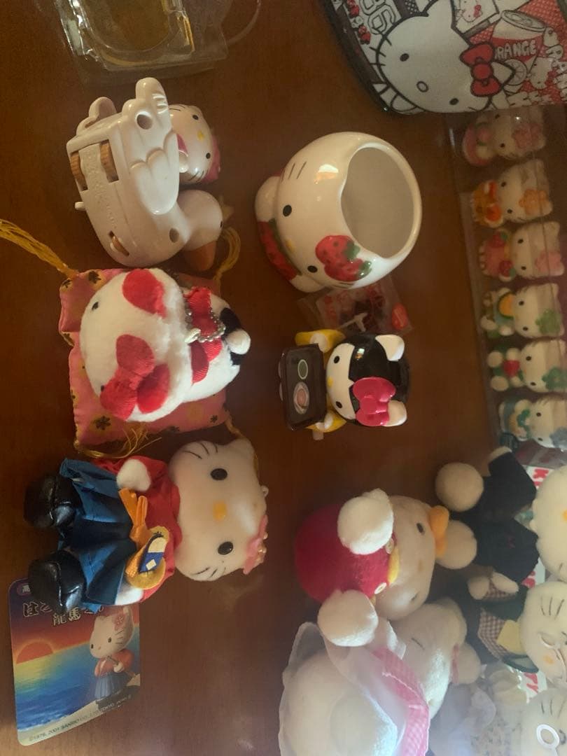 ハローキティ　まとめ売り　　マスコット　ポーチ