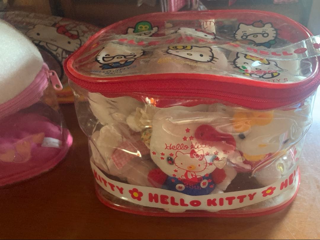 ハローキティ　まとめ売り　　マスコット　ポーチ
