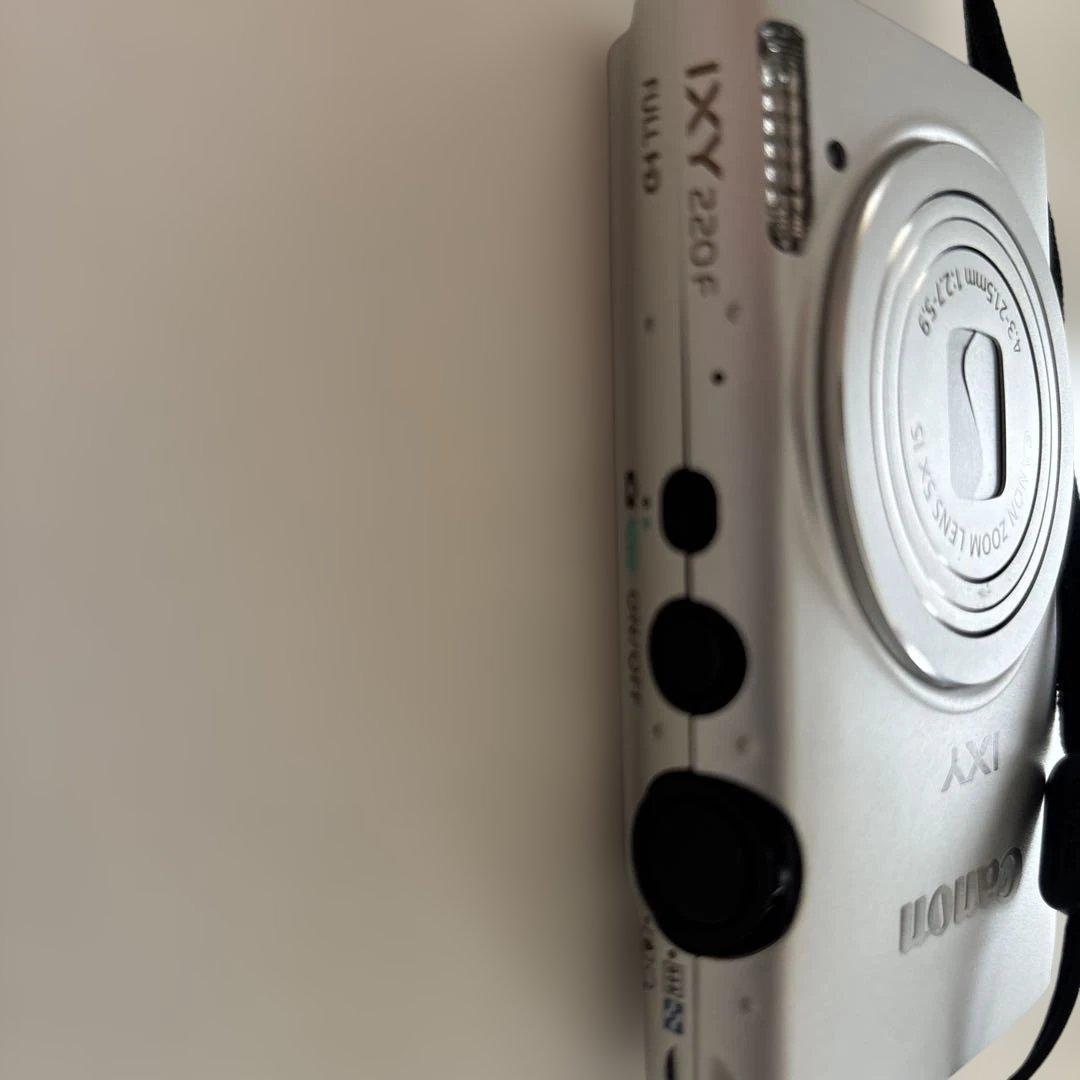 ジャンク品！！ Canon IXY コンパクトデジタルカメラ