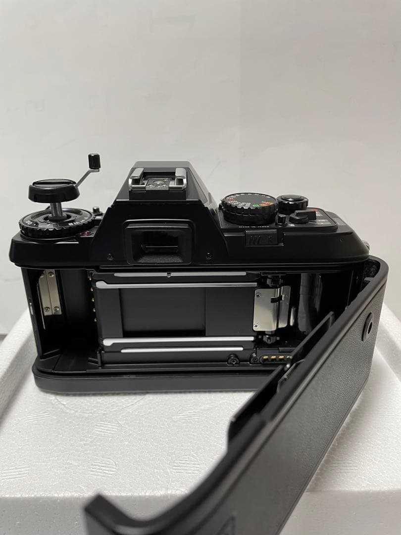 フィルムカメラ Nikon F-301