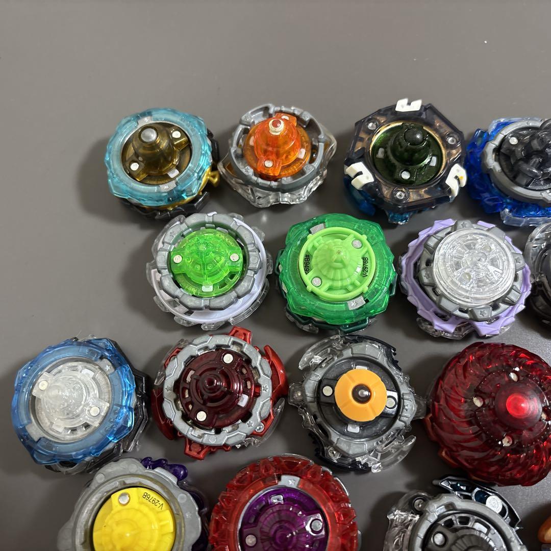 ベイブレードバースト　まとめ売り　81個セット　組み立て確認済み