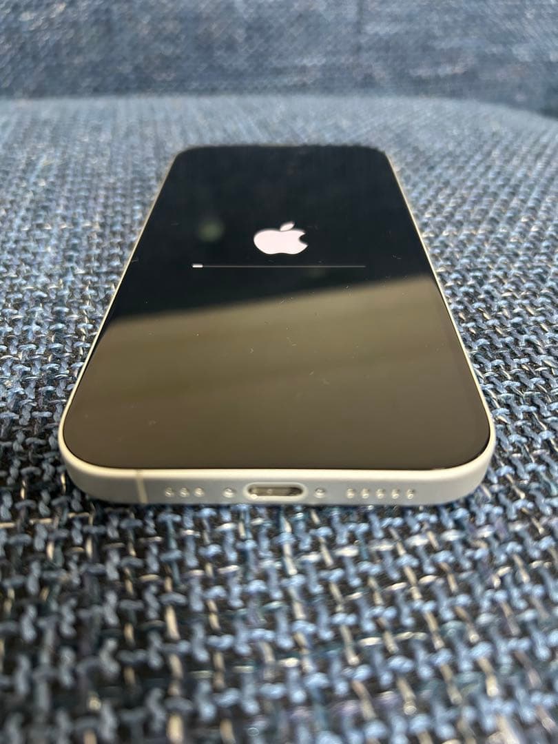 値下げ！iPhone16(128GB)本体　ホワイト