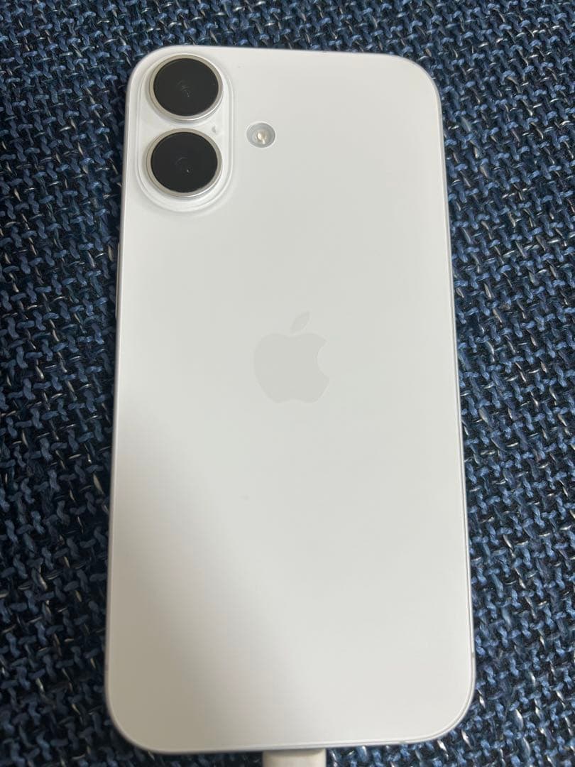 値下げ！iPhone16(128GB)本体　ホワイト