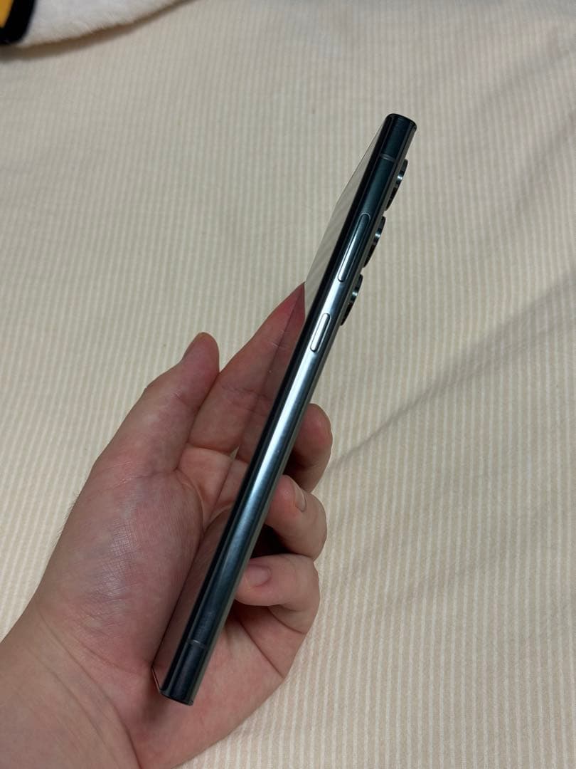 Samsung Galaxy S23 Ultra 本体 256GB SIMフリー