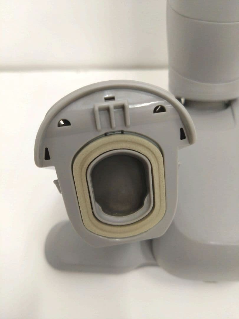 美品 パナソニック セパレート型 コードレススティック掃除機 MC-NS70F