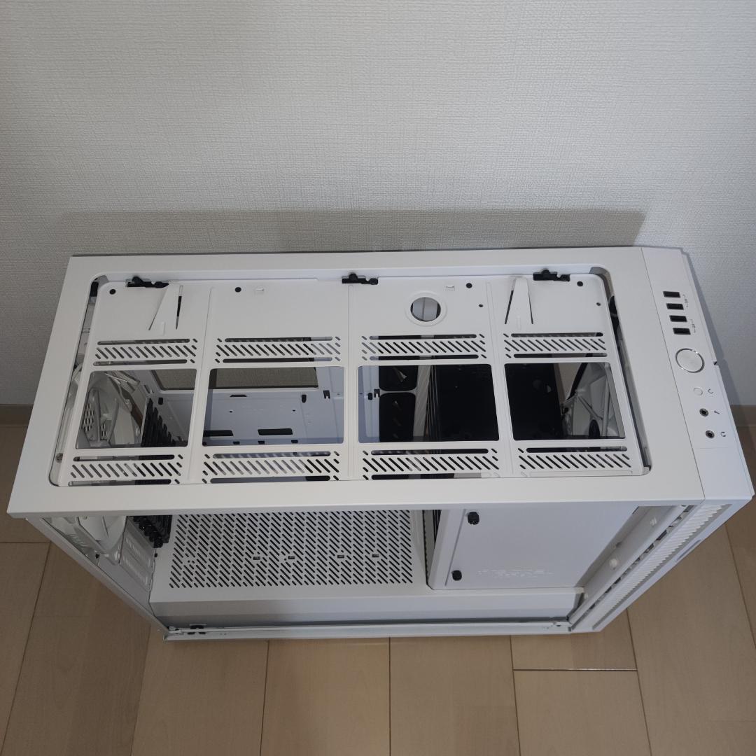Fractal Design ミドルタワーPCケース