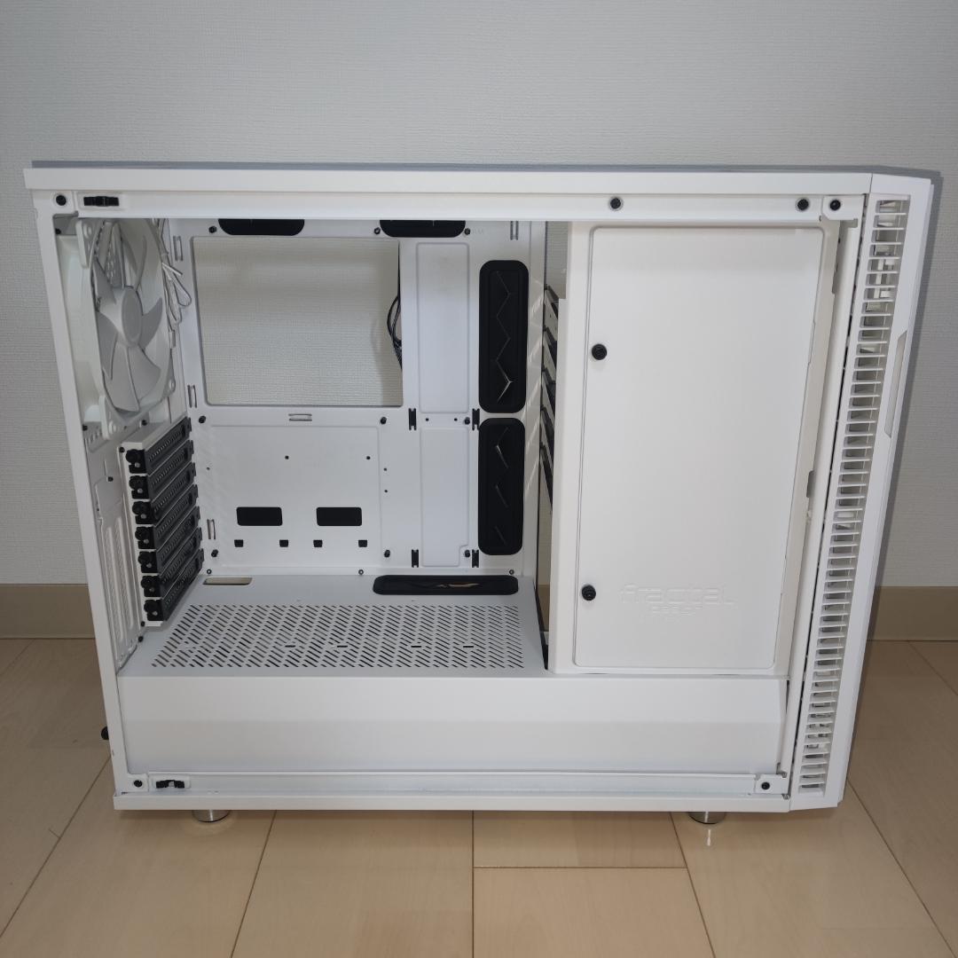 Fractal Design ミドルタワーPCケース