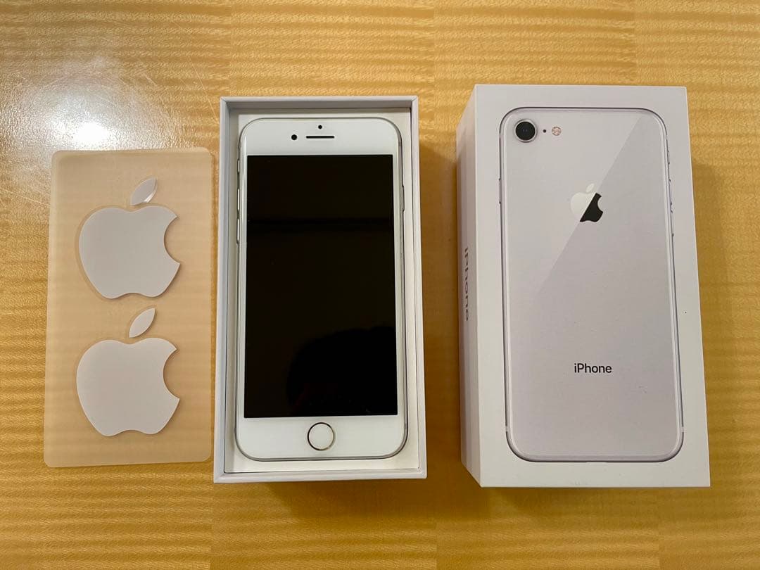 【iPhone 8】64GB 本体バッテリー100%【箱付き】