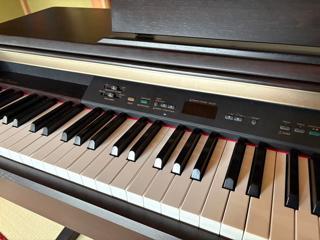 電子ピアノ　YAMAHA CLP120
