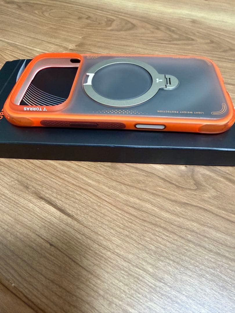 TORRAS iPhone17pro Ostand Q3 Air 暁 中古美品