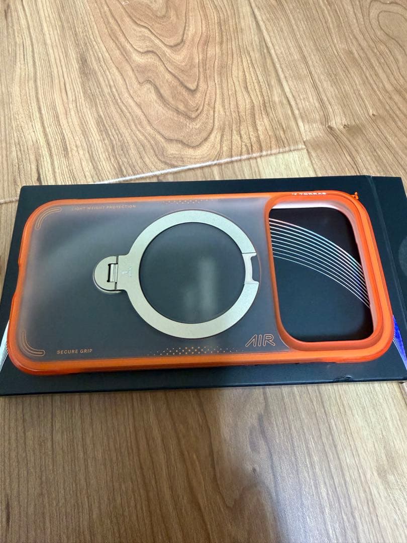 TORRAS iPhone17pro Ostand Q3 Air 暁 中古美品