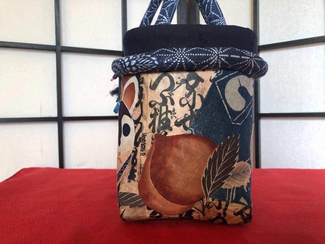 一閑張り　一閑張りバック　　　藍染 型染　古布　犬張子