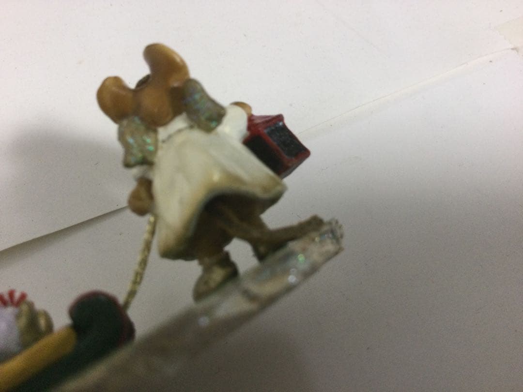 置物 Wee forest Folk Lighting the way