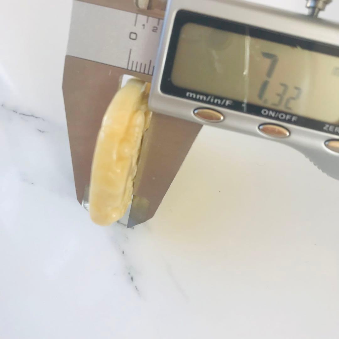 [P300-002］翡翠　ペンダントトップ　天然石　ミャンマー産