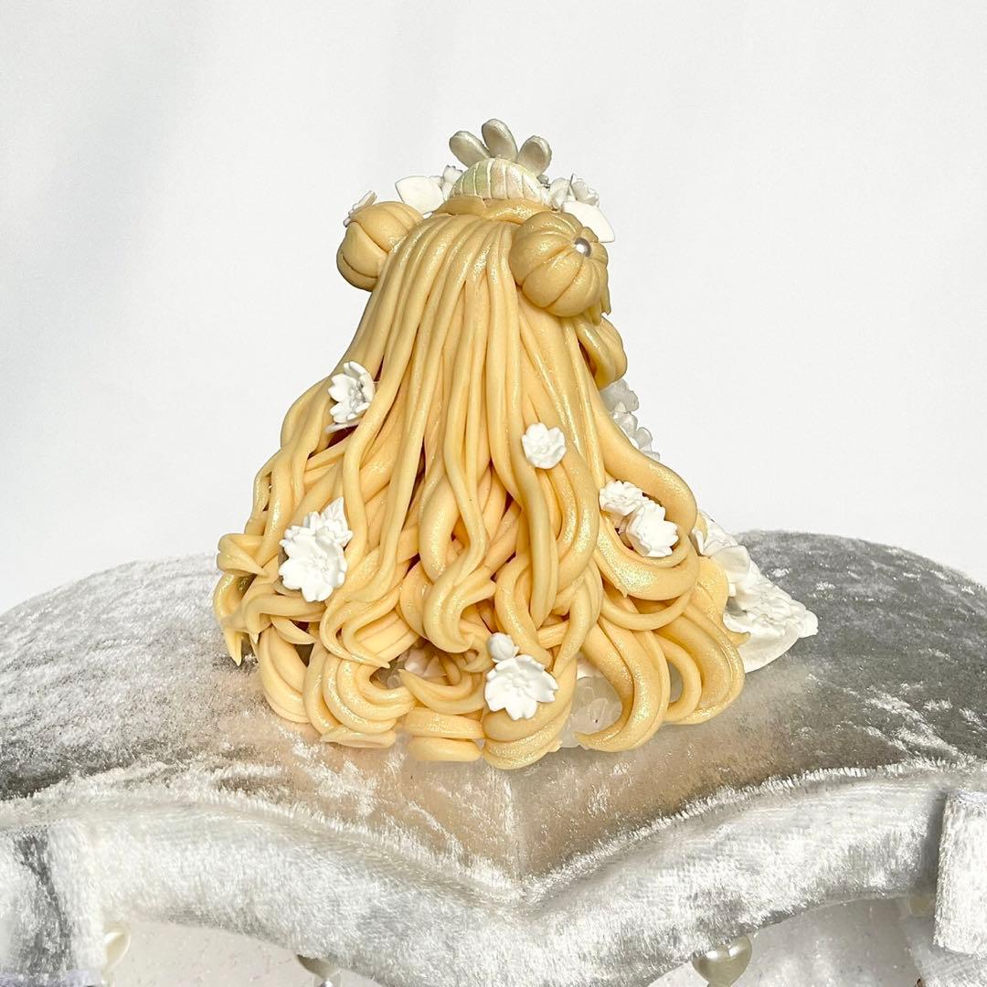 祝福を結ぶ純白リボン雛