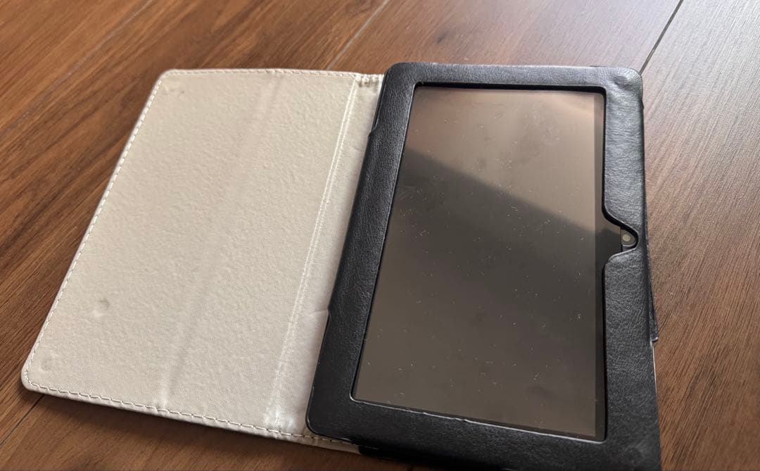 7インチタブレット 32GB ケース付 初期化済 wifi接続Android