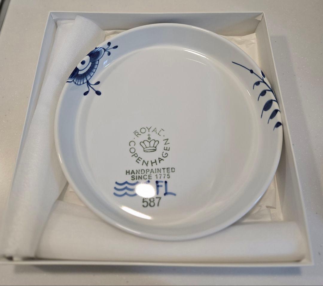 ロイヤルコペンハーゲン　ブルーフルーテッドメガ　オーブンウェア