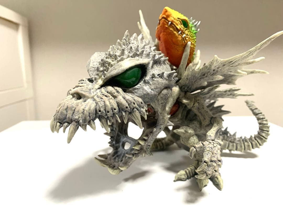 ゴジラ　デフォリアル　スカルグレイモン　G 侵食モード　フィギュア