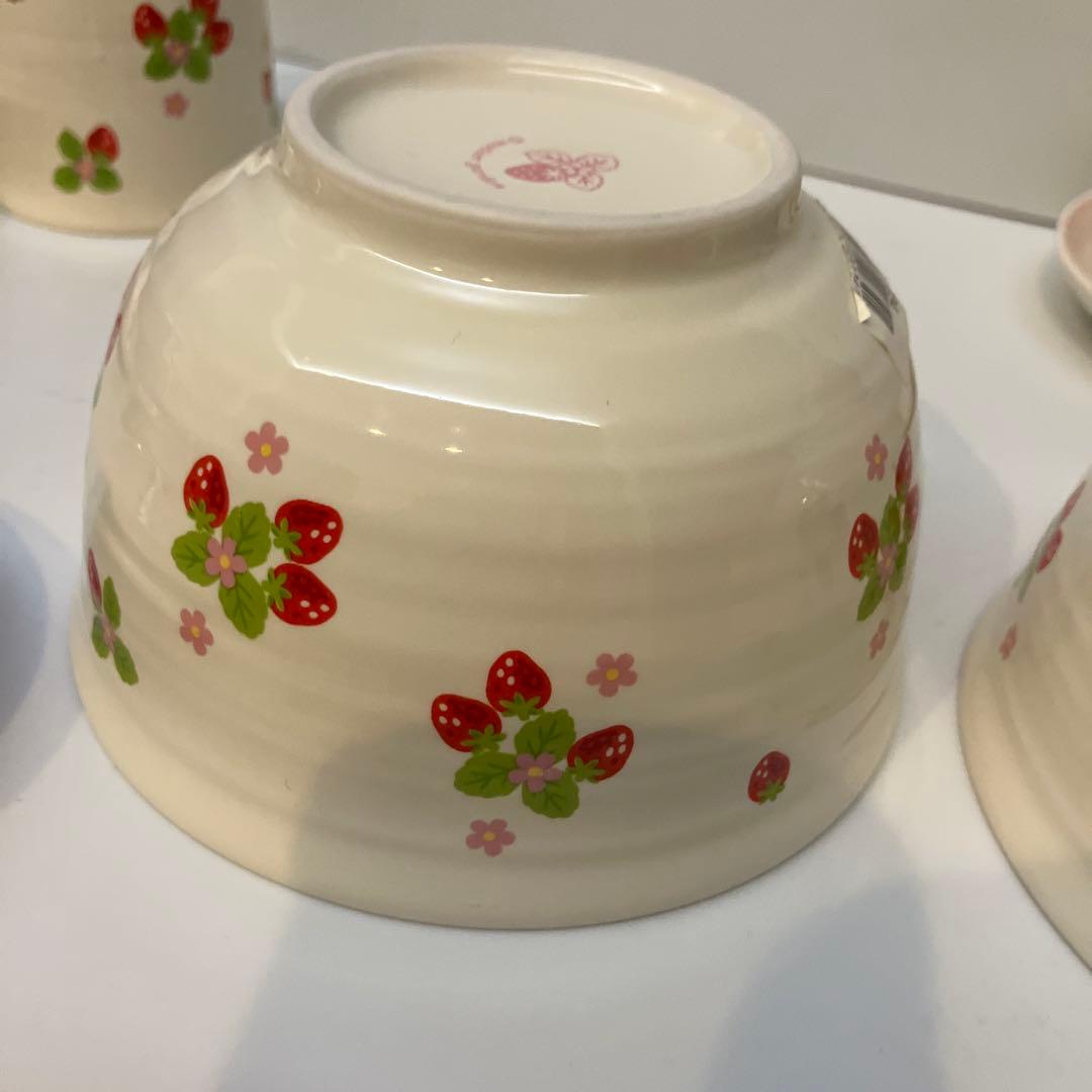 未使用　マザーガーデン 陶器　食器9点セット いちご柄