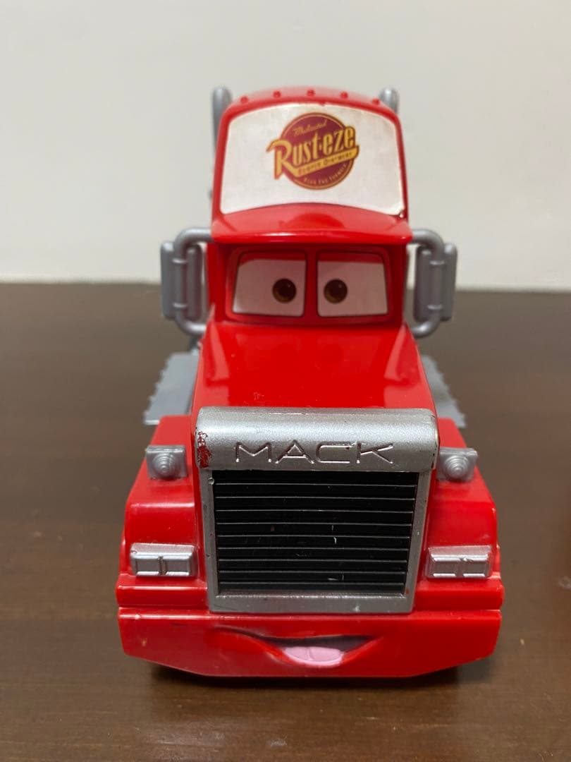 トミカカーズ　たくさんのせよう！大きなマック＆大きなマックウィーン　中古品