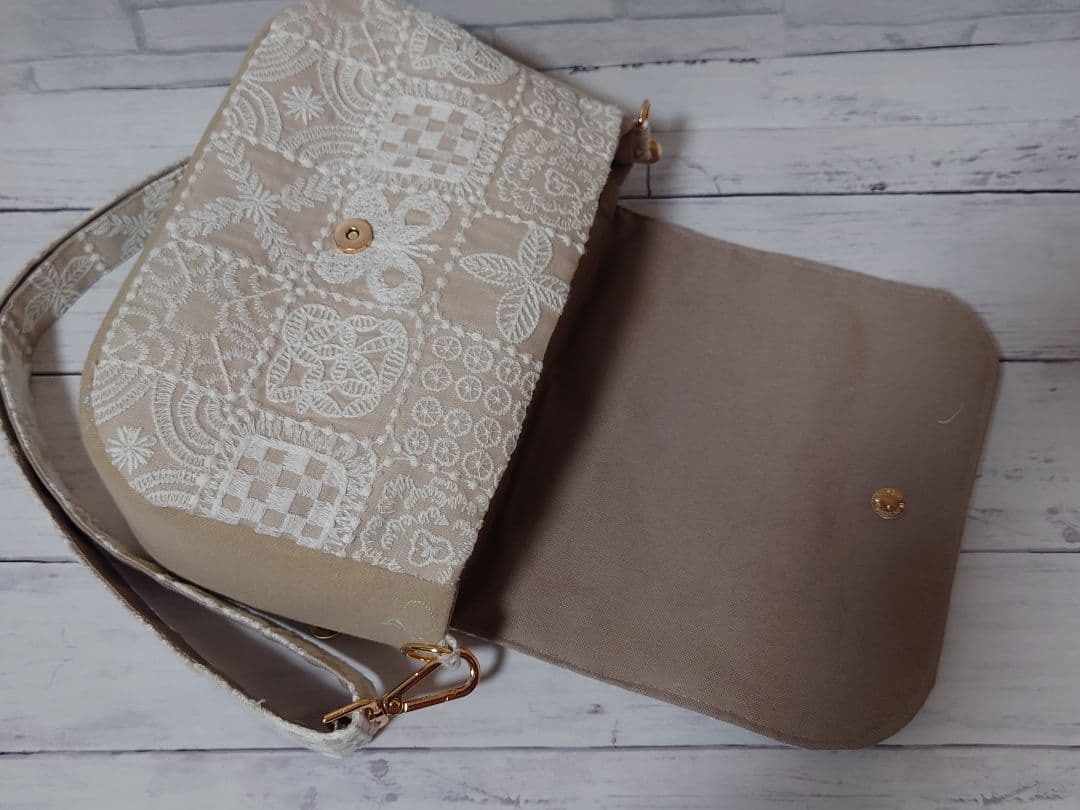 forest tile　light beige　 ミナペルホネン カバーバッグ