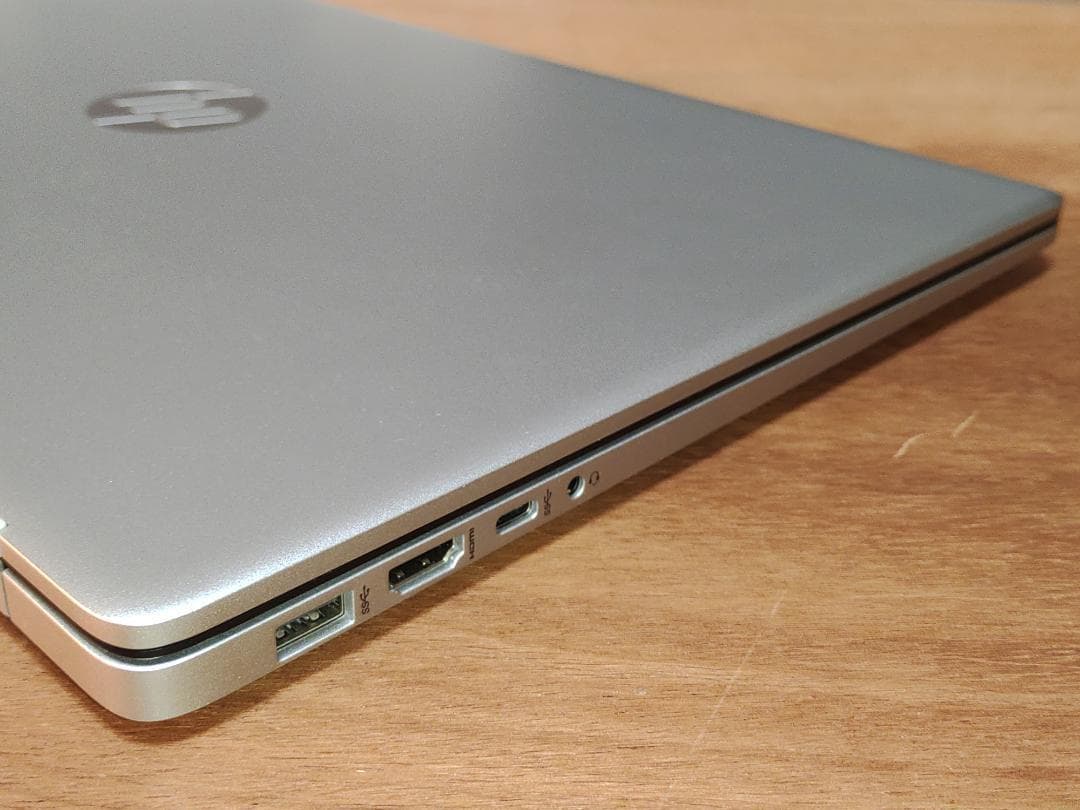 【美品】HP 17s-cu 3003TU Core i7-1355U