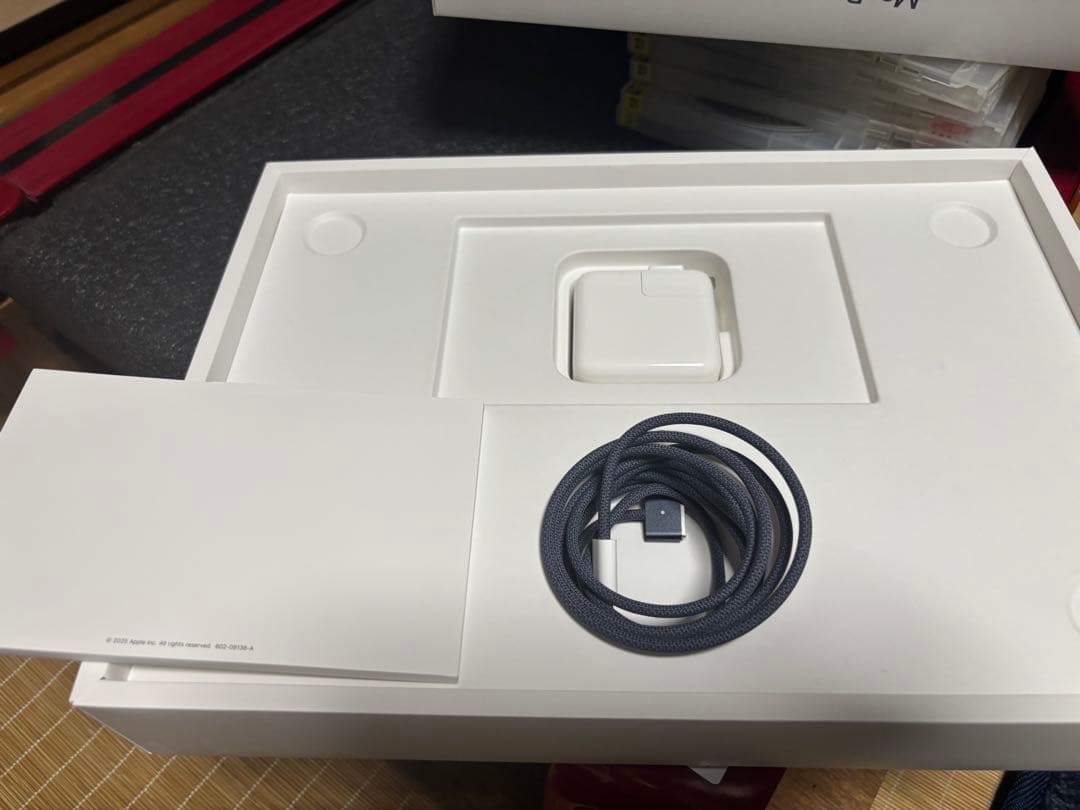 MacBookAir M4 16GB 256GBスペースブラック美品