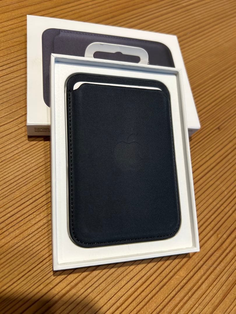 Apple純正 MagSafe対応 ファインウーブンウォレット　ブラック