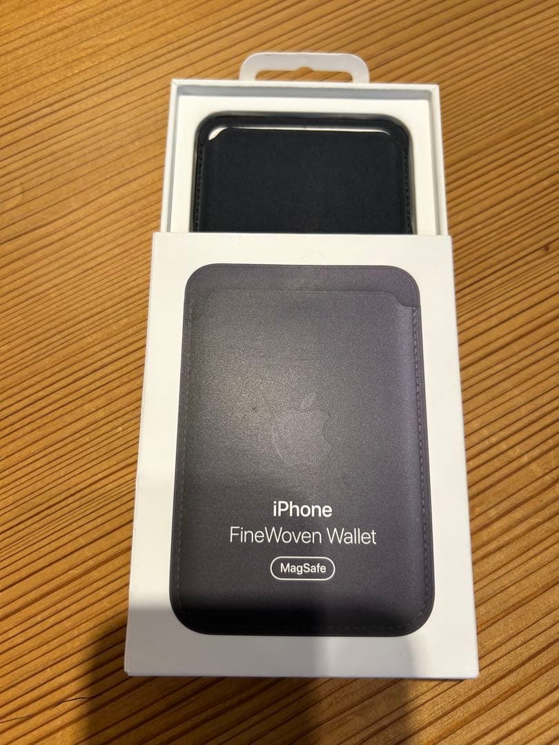 Apple純正 MagSafe対応 ファインウーブンウォレット　ブラック
