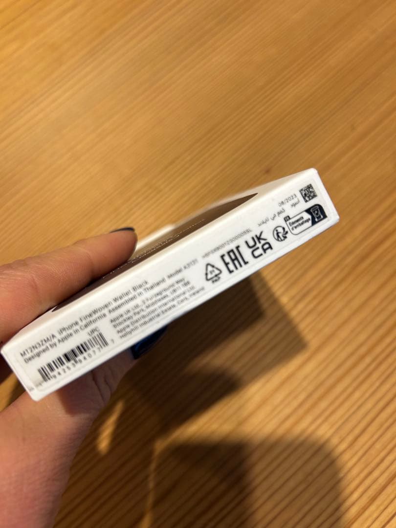 Apple純正 MagSafe対応 ファインウーブンウォレット　ブラック