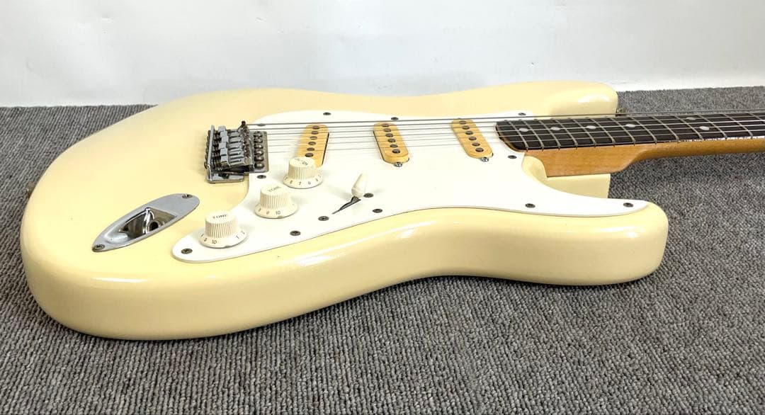 ●JAPAN VINTAGE GUITAR ORANGE FERNANDES●