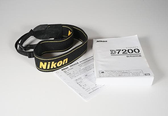 【美品】Nikon ニコン　D7200　レンズ18-200mm