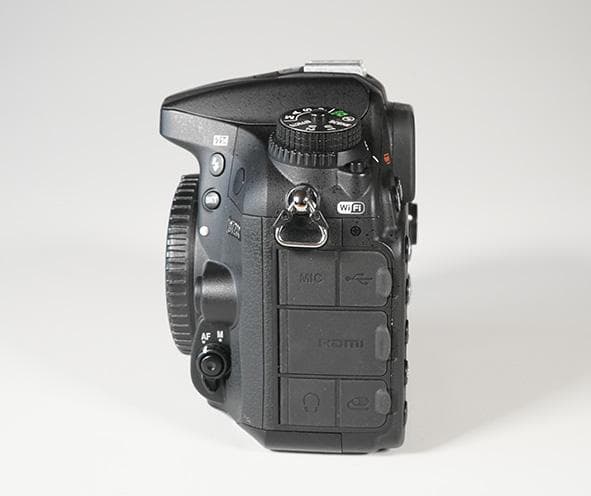 【美品】Nikon ニコン　D7200　レンズ18-200mm