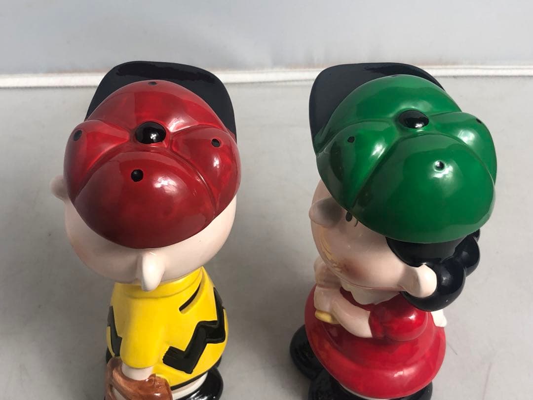 Snoopyスヌーピールーシー　チャーリーブラウン 貯金箱陶器製インテリアレトロ