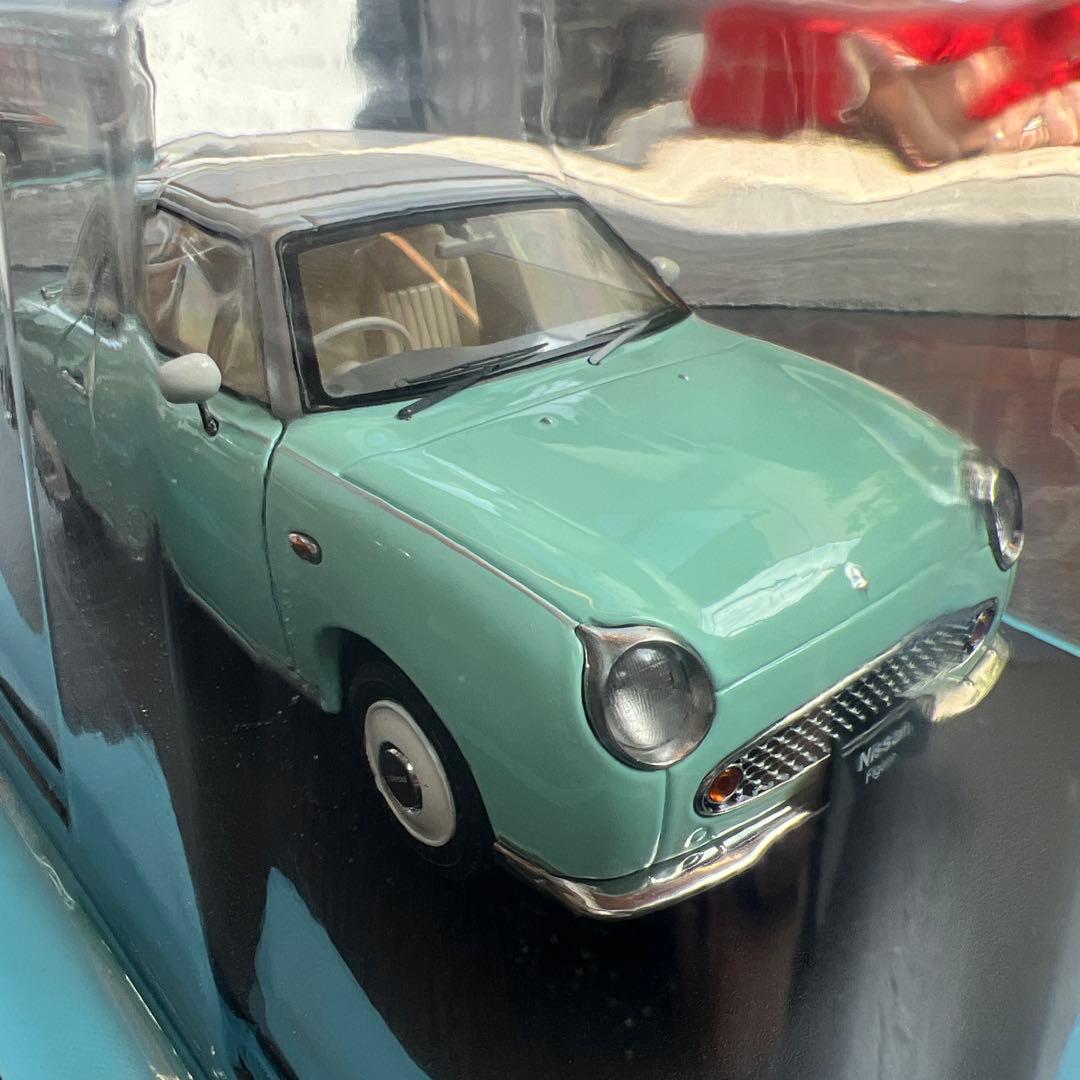 ⑤Nissan Figaro (1991) ミニカー 1/24 スケール