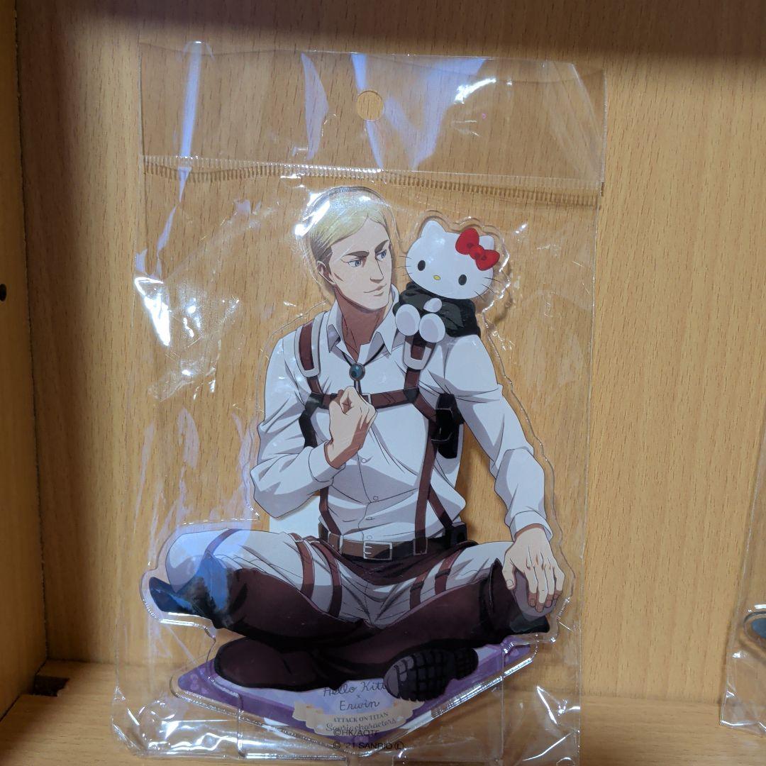 進撃の巨人 サンリオ アクリルスタンド他まとめ売り エルヴィン・リヴァイ