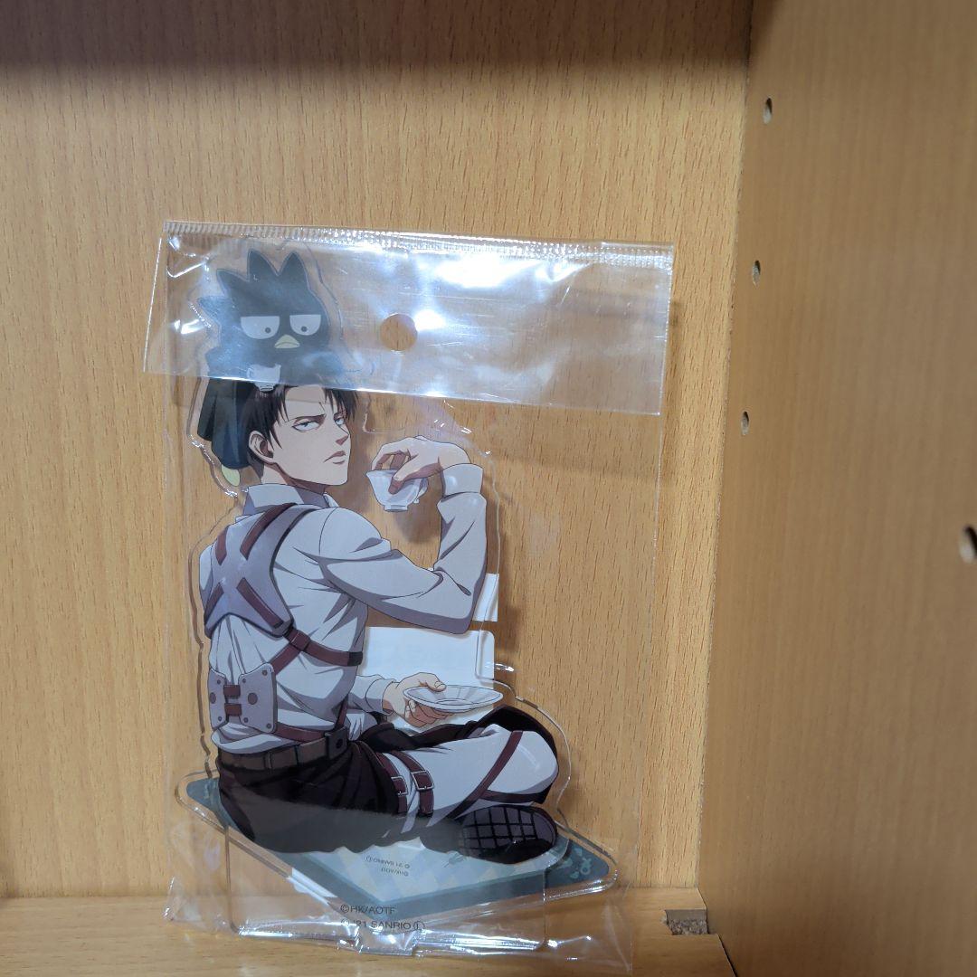 進撃の巨人 サンリオ アクリルスタンド他まとめ売り エルヴィン・リヴァイ