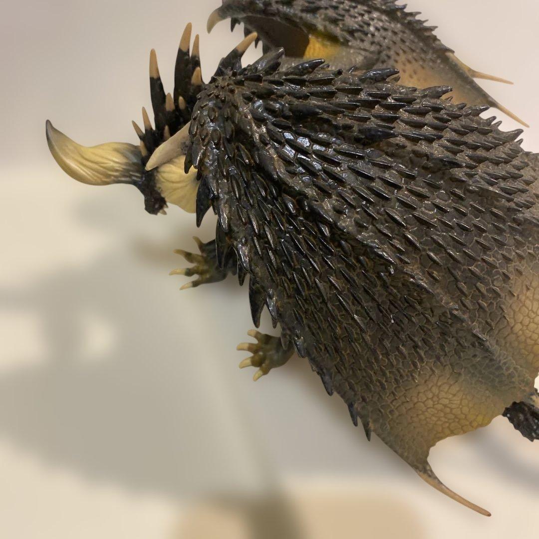 ネルギガンテ 一番くじ モンスターハンター：ワールド A賞