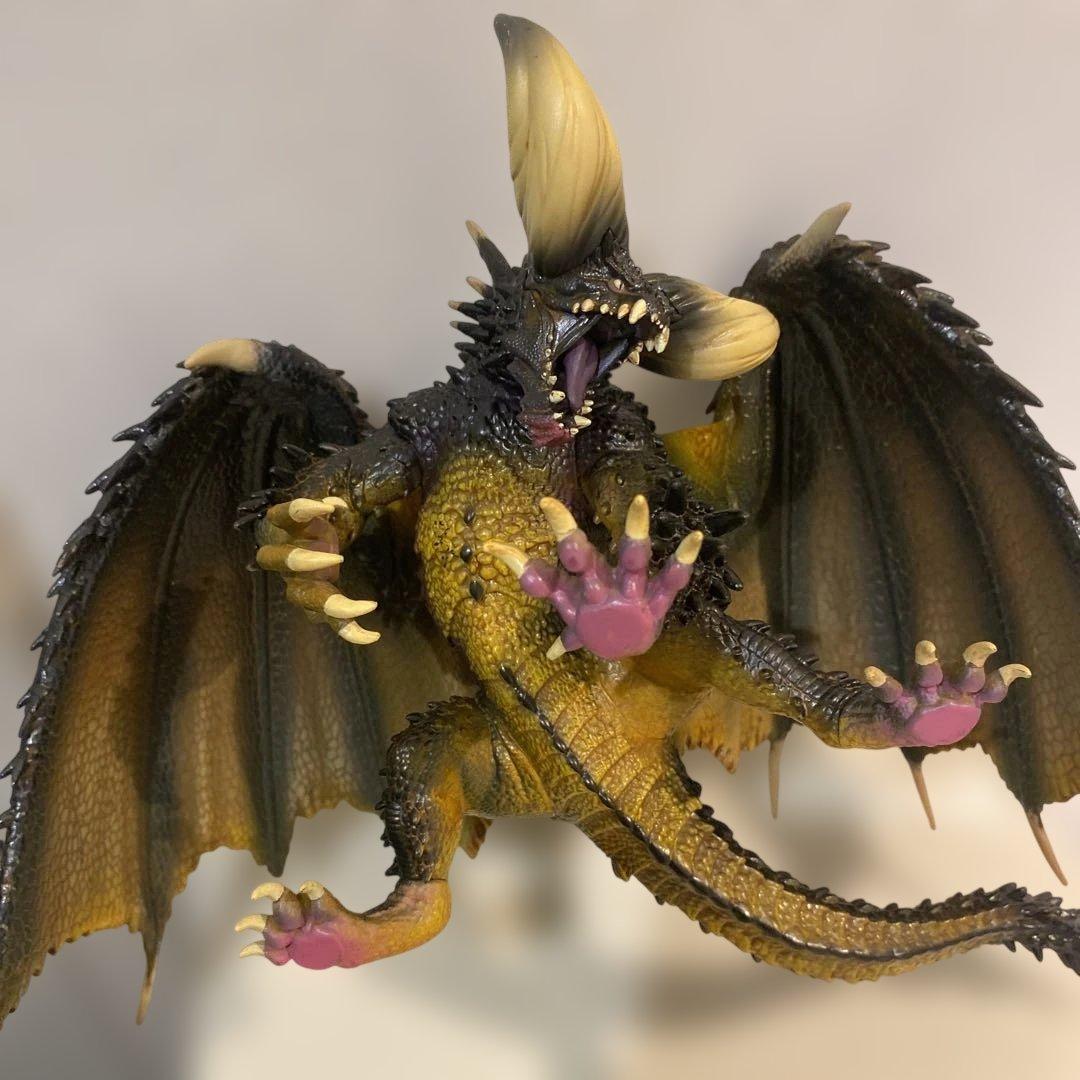 ネルギガンテ 一番くじ モンスターハンター：ワールド A賞