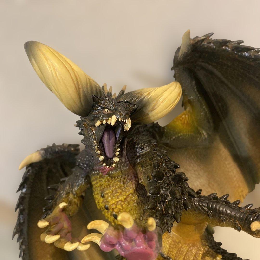 ネルギガンテ 一番くじ モンスターハンター：ワールド A賞