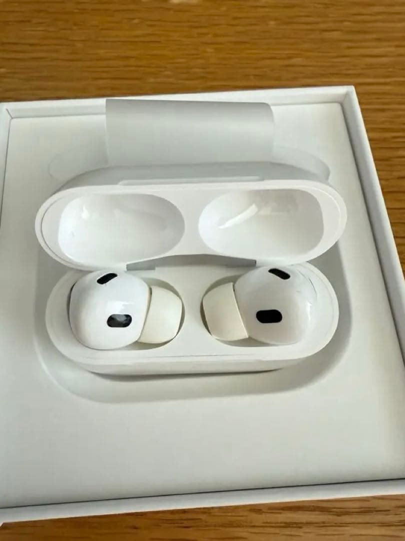 Apple AirPods Pro 第2世代（USB-C） MTJV3J/A