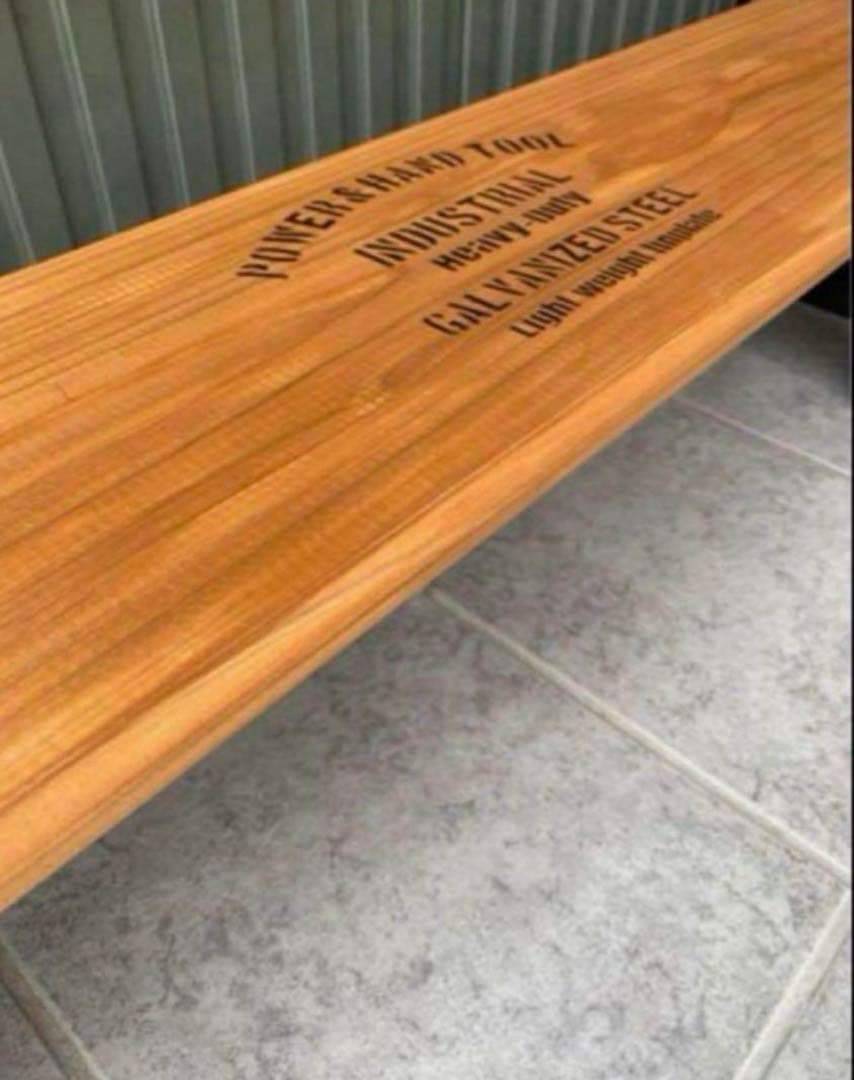 テレビ台　簡易チェアー　飾り棚