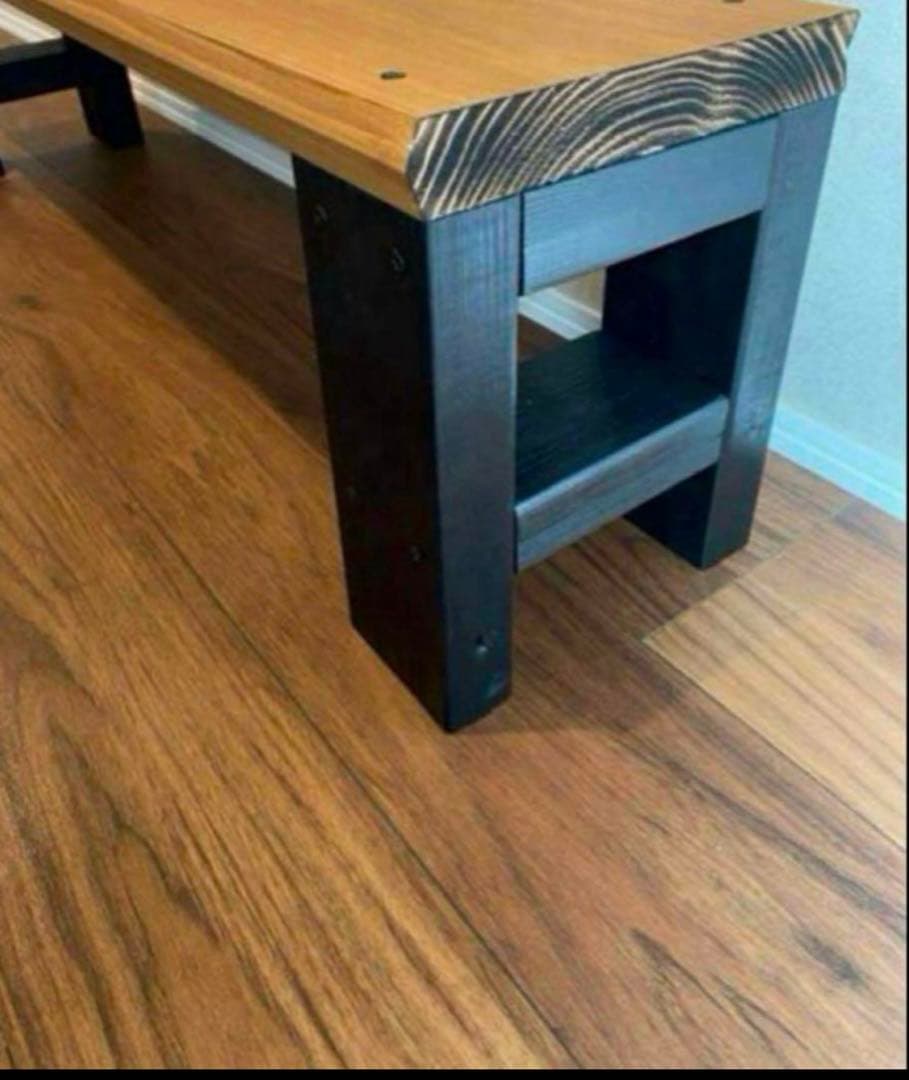 テレビ台　簡易チェアー　飾り棚