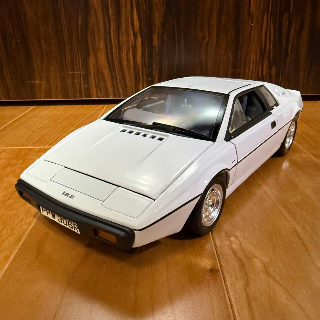007ロータスエスプリ ボンドカー JOYRIDE 1/18 紹介CD-ROM付