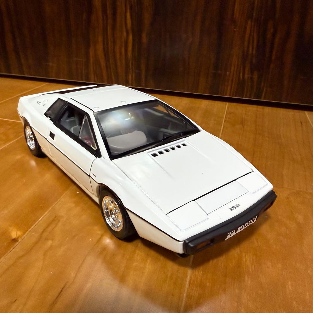 007ロータスエスプリ ボンドカー JOYRIDE 1/18 紹介CD-ROM付