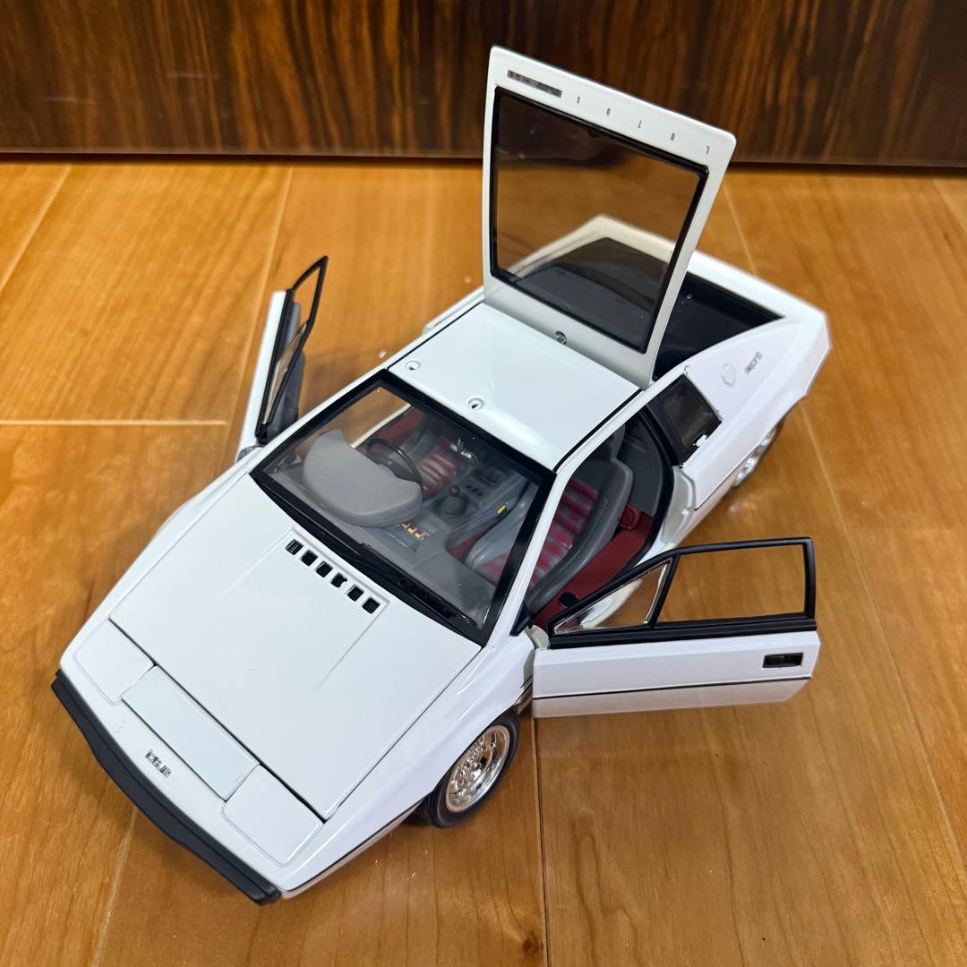 007ロータスエスプリ ボンドカー JOYRIDE 1/18 紹介CD-ROM付