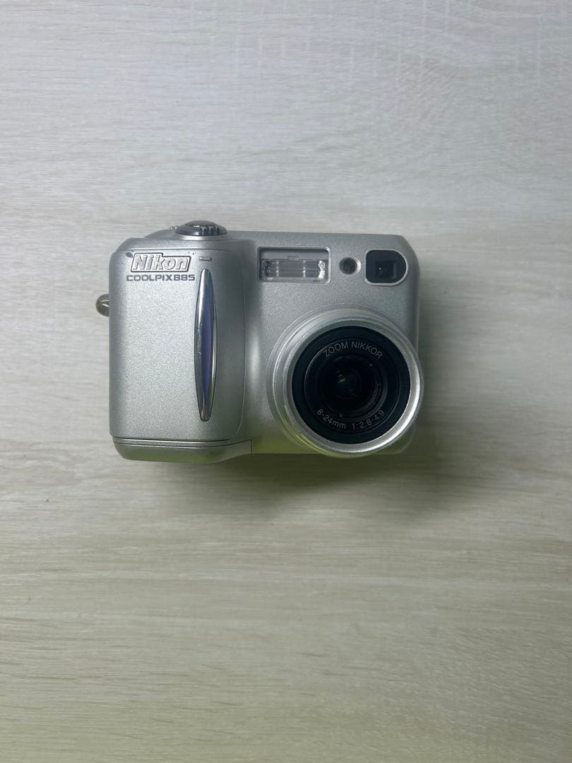 Nikon Coolpix 885 デジタルカメラ