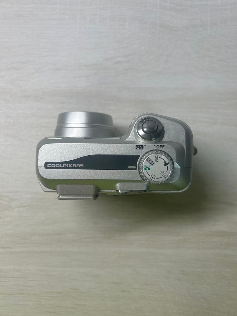 Nikon Coolpix 885 デジタルカメラ